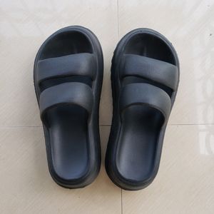 Super Lightweight Black Platform Sandal