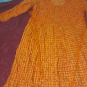 Orange Color Smooth Top With Side Threads