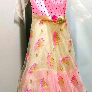 Good Gown For 7 To 9yr Kid