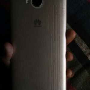 Huawei Y6