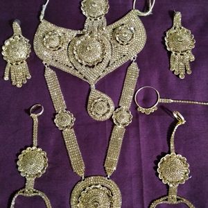 Golden Bridal Jewellery Set