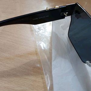 VERSACE Luxury Brand New Sunglasses 🕶️😎