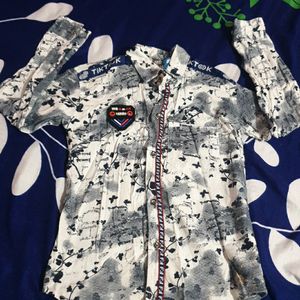 White With Black n Gray Pattern👕Shirt For Kids