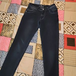 Black Skinny Jeans