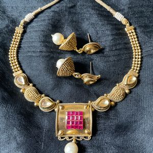 Antique Gold Look Set With Ruby And Pearls