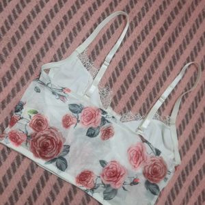 URBANIC Floral White Bralet 🤍