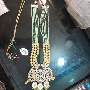 Green Long Kundan Nack Pec.