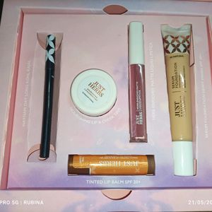 JUST HERBS MAKEUP KIT