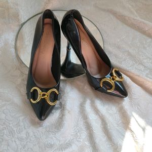 Dressberry Elegant Pumps