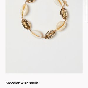 H&M Cowrie Earrings & Bracelet Set