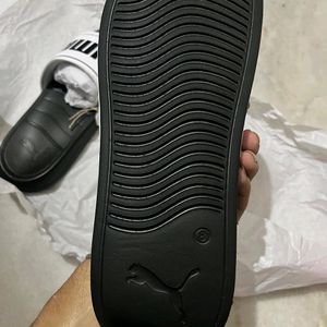 PUMA SLIDES 100% ORIGINAL WITH BOX UK 8