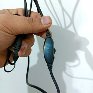 Gaming Headset With Blue Lights