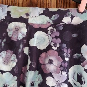 Floral Printed Leggings| Rs30 Off On Delivery