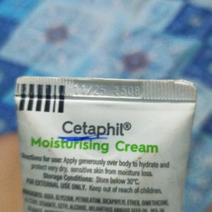 Cetaphil Moisturising Cream