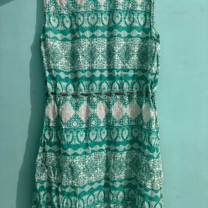 Short Cotton Kurti in Good Condition