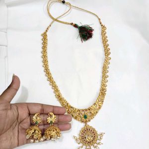 MATTE FINISH LONG NECKLACE  & JHUMKA SET😍