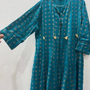 Women Kiaasa Kurta