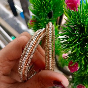 Combo Of Bangles ( 4 Pairs )