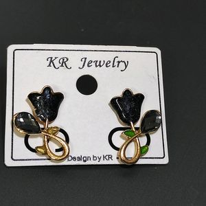 Black Rose Korean Earrings 💫