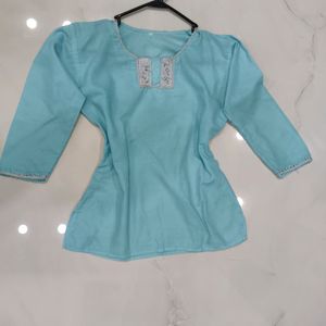 Short Kurti