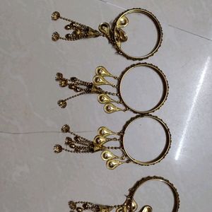 Bangle With Hangings