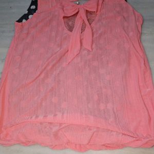 Women Pink Balloon Style Net Top With Front Chain