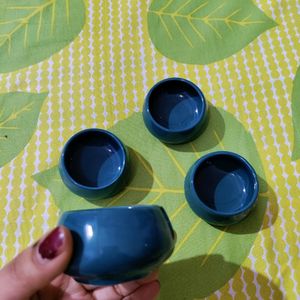 Set Of 4 Small Bowl