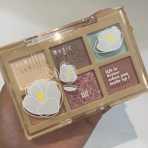 !! SALE !! Xixi Eyeshadow Palette