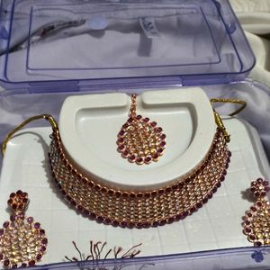 Necklace Set