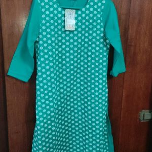 Chikenkari Kurti