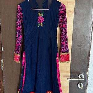 Fancy Kurta Set !