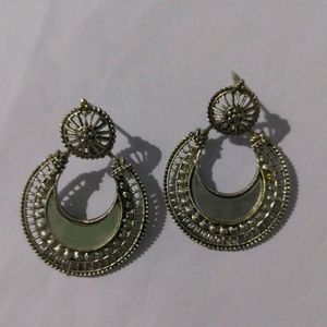 Earring