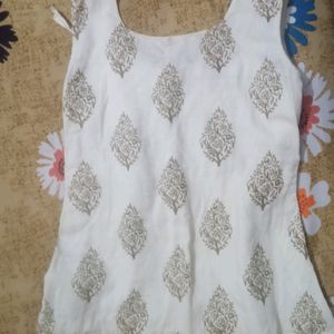 Ethnic Sleeveless Top Size 32