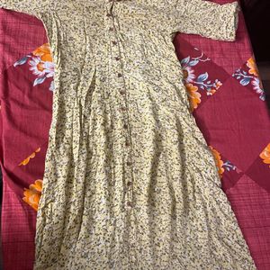 Beautiful Flower Print Kurta