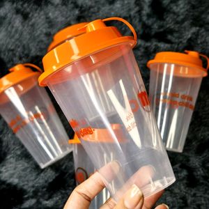 Reusable Plastic Sipper Glass With Lids & Straws