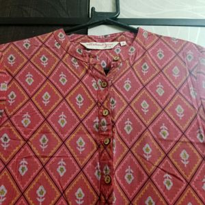 2 Kurtas Urgent Sale Only 250