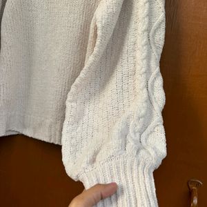 Off White Balloon Sleeves Sweater