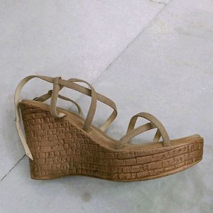 Nude Wedges Like New