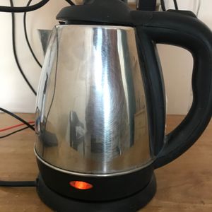 ✅Electric Kettle (1.2 L)