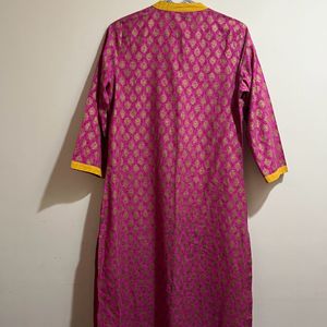 Rangnanch By Pantaloons Pink And Gold Cotton Kurta