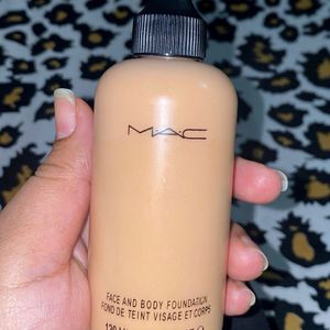 MAC Face And Body Foundation