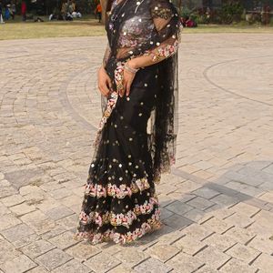 Black Saree With Contrast White Blouse