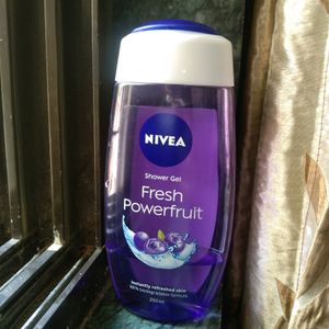 Nivea Powerfruit Shower Gel