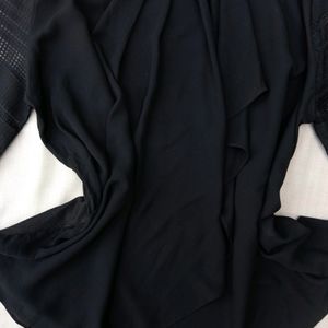 New Korean Black Ruffled Blousen