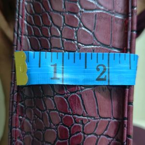 Slingbag Crocodile PU Maroon Pattern