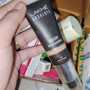 Lakme Absolute Skin dew Serum Foundation C300