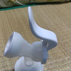 Meemanual breast pump