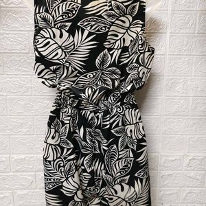 Printed Jumpsuit For Medium Size Women