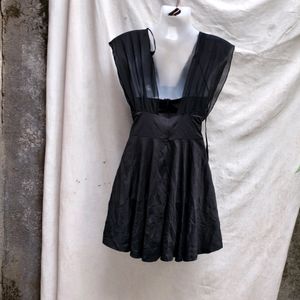 SEXY BLACK COLOUR FROCK