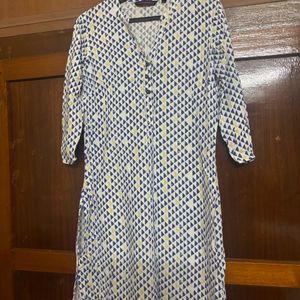 Kurthi In Good Condition